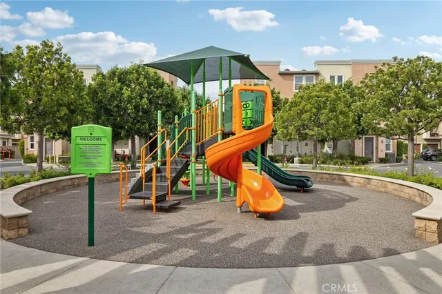 $527,500 | 500 North Willowbrook Avenue, Unit P3, Compton, CA 90220