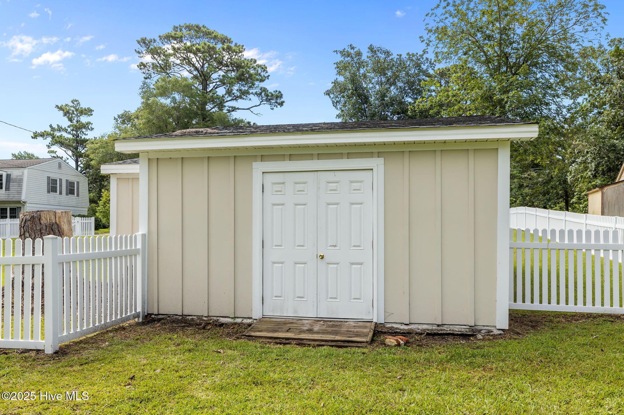 3208 Country Club Road Morehead City, NC 28557 - Photo 22 of 46 perfect for the mower