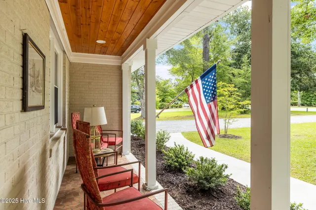 $499,000 | 3208 Country Club Road, Morehead City, NC 28557