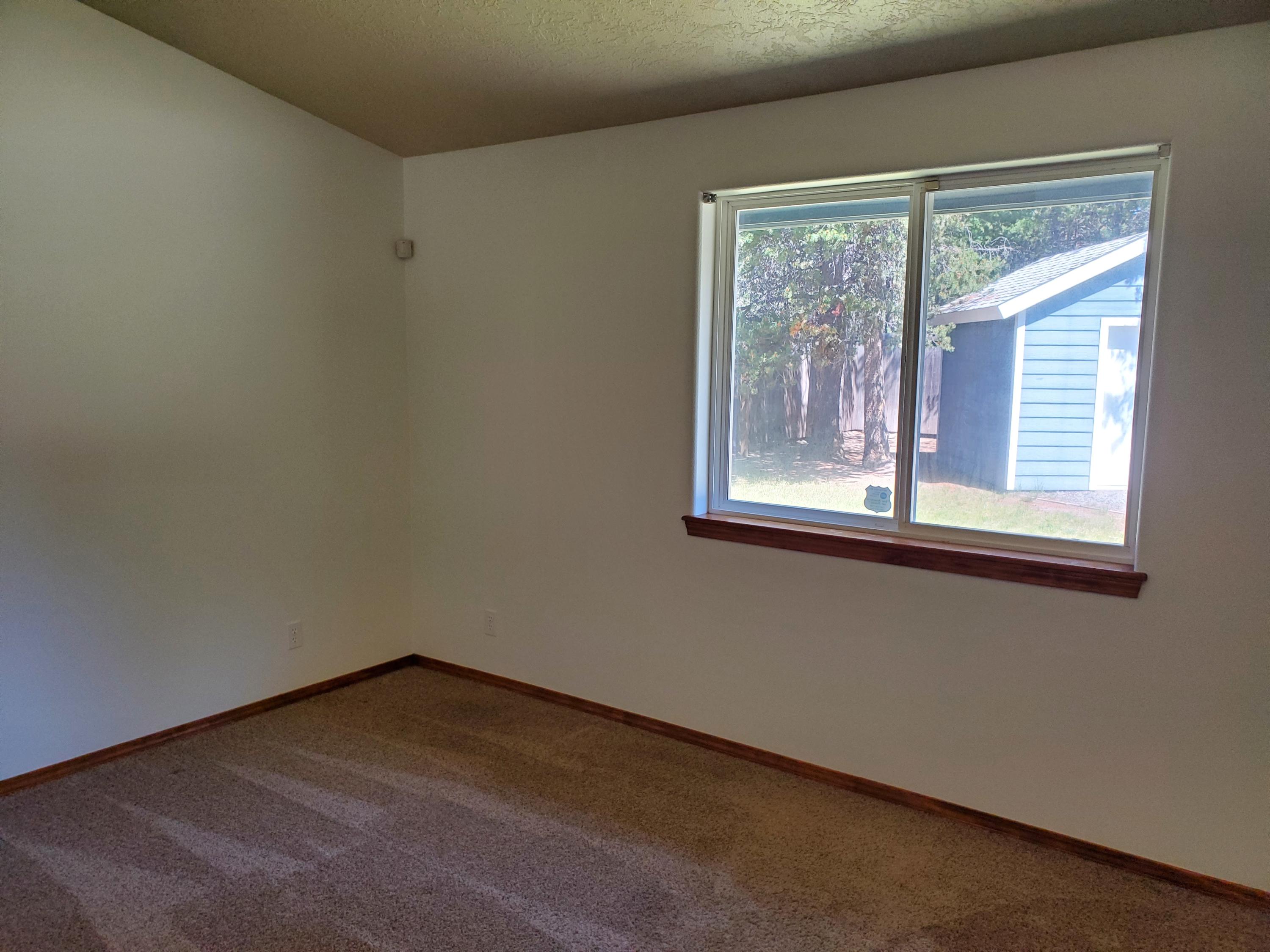 15964 Burgess Road La Pine, OR 97739 - Photo 20 of 36 20200701_112817