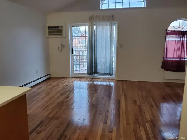 $3,200 | 94-86 218th Street, Unit 3 | Queens Village