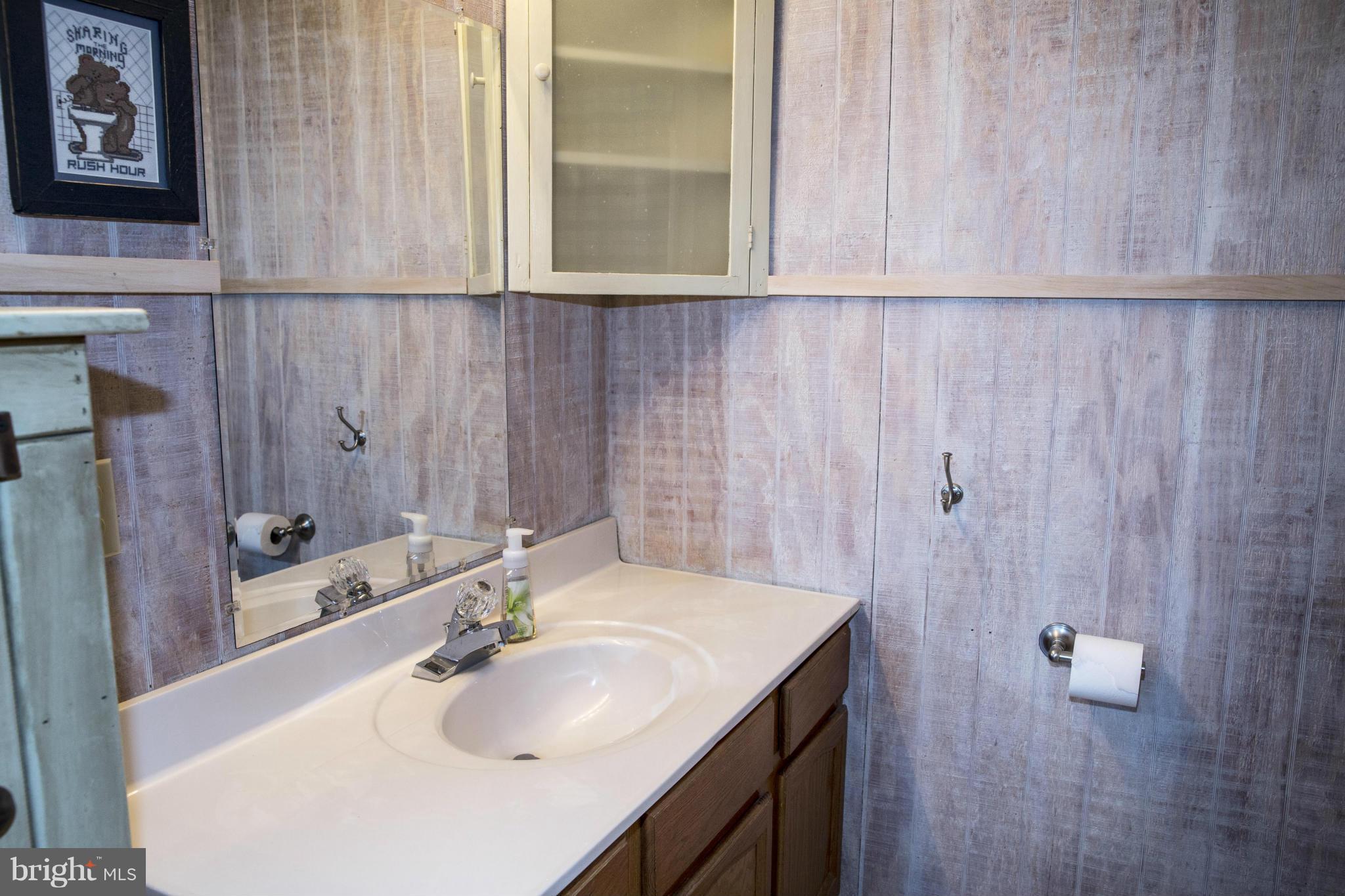 4474 Scotts Road Marshall, VA 20115 - Photo 21 of 30 Bath