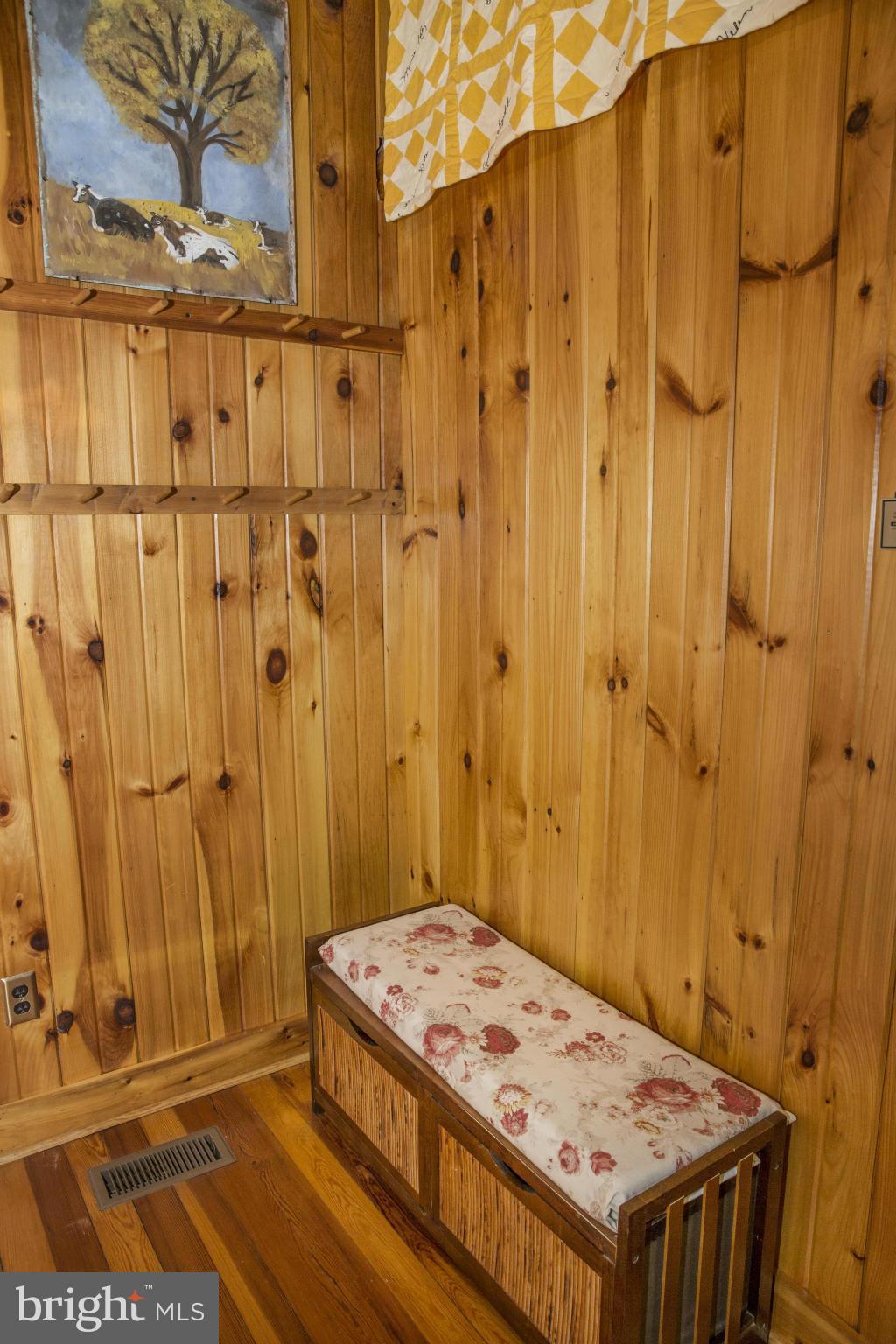 4474 Scotts Road Marshall, VA 20115 - Photo 6 of 30 Interior (General)