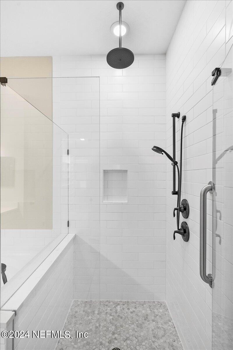 2566 Riley Oaks Trail Jacksonville, FL 32223 - Photo 31 of 47 Primary Shower