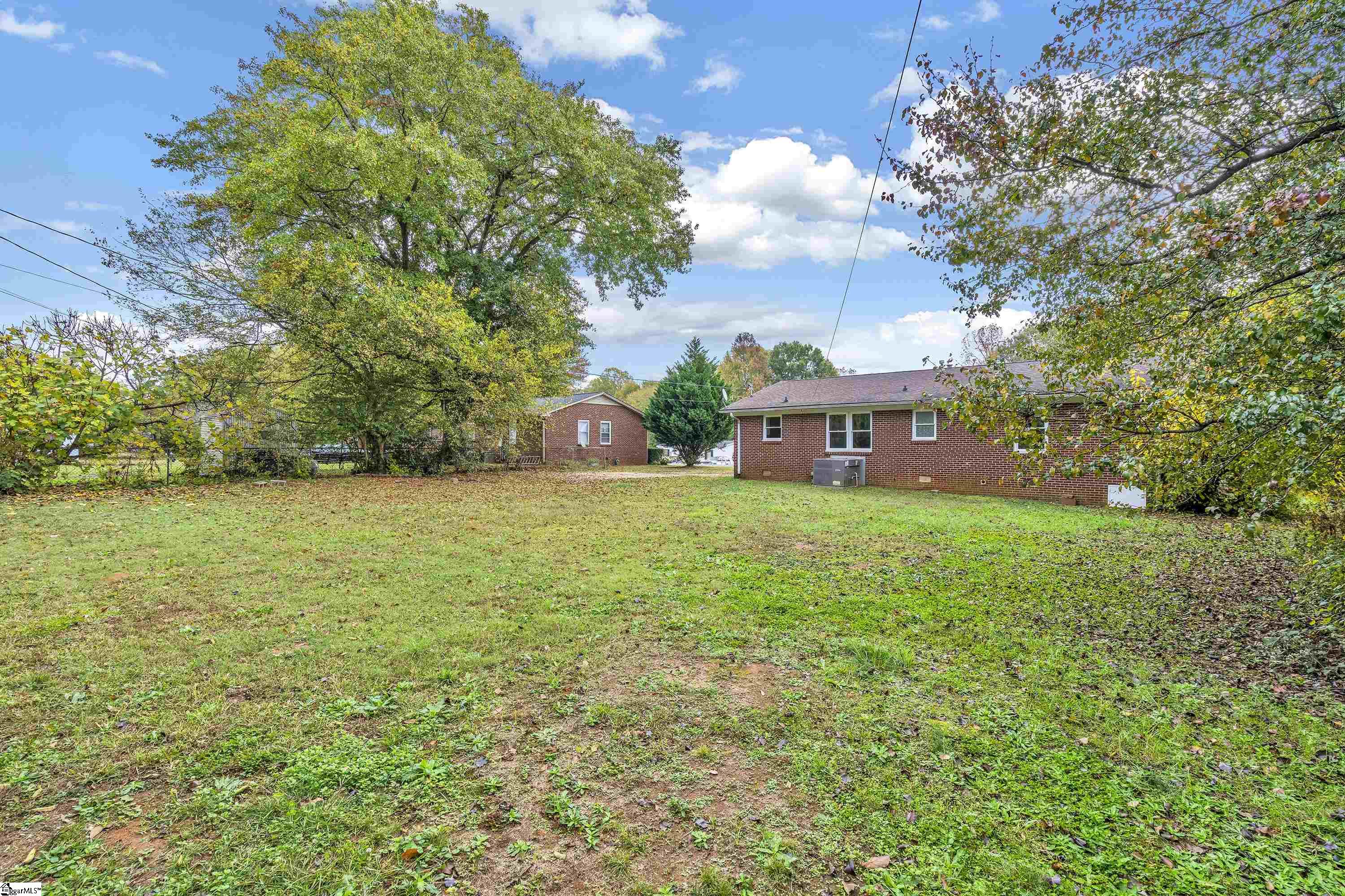 609 Derrydown Way Anderson, SC 29624 - Photo 17 of 22 Gallery Image 17