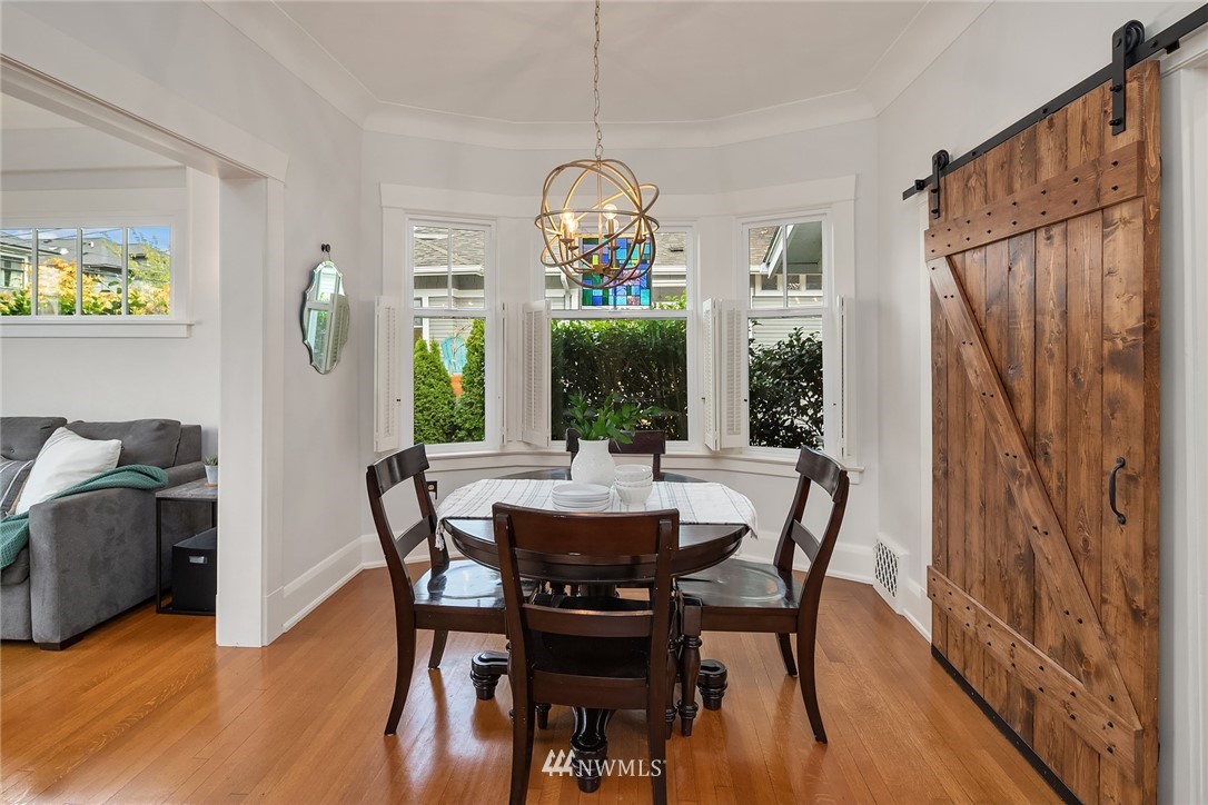 109 Howe Street Seattle, WA 98109 - Photo 6 of 15 Gallery Image 6