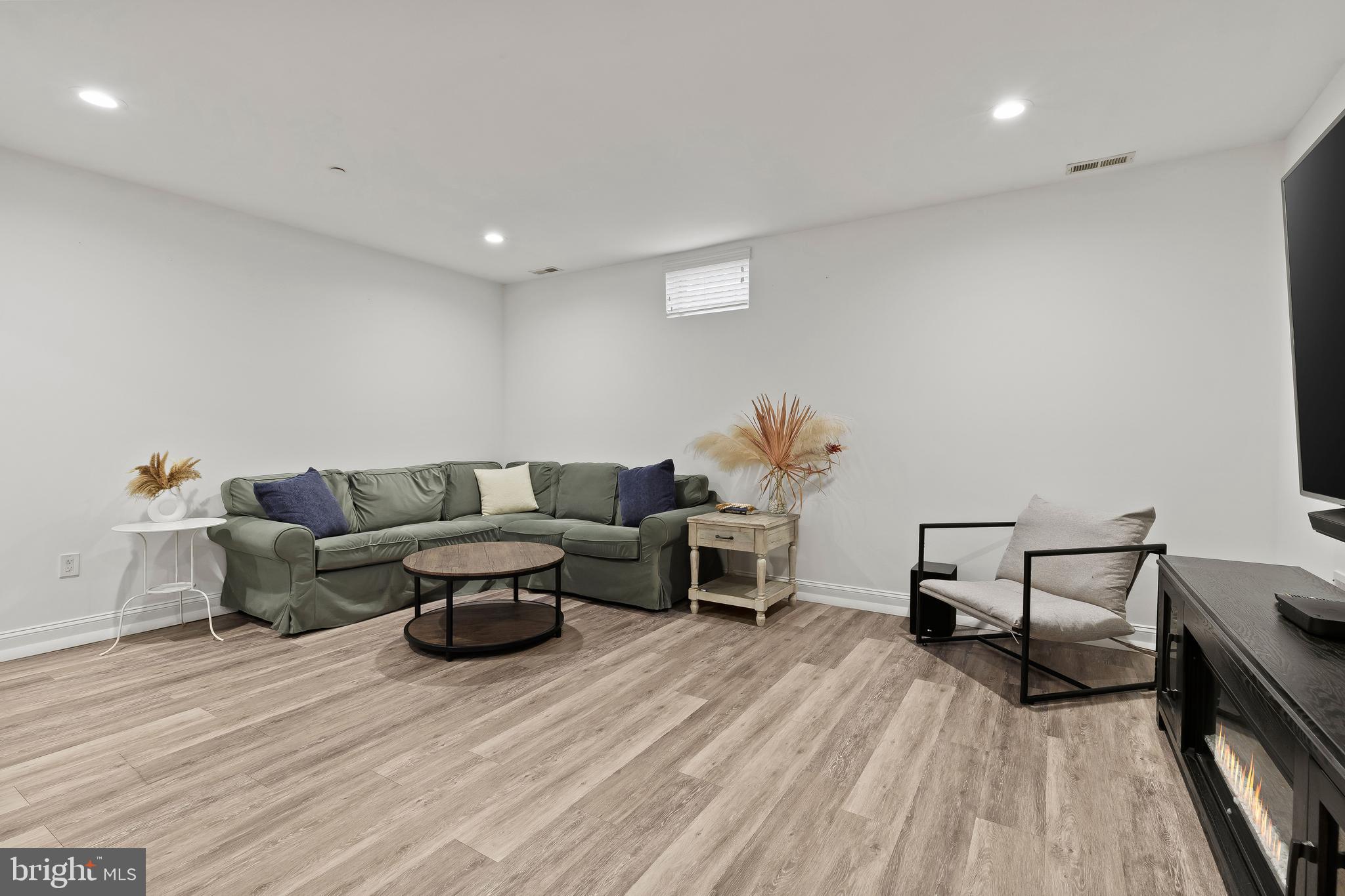 962 Old Annapolis Neck Road Annapolis, MD 21403 - Photo 35 of 54 Large Recreation Room