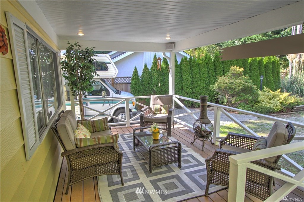 2215 Ross Road Point Roberts, WA 98281 - Photo 3 of 21 Gallery Image 3