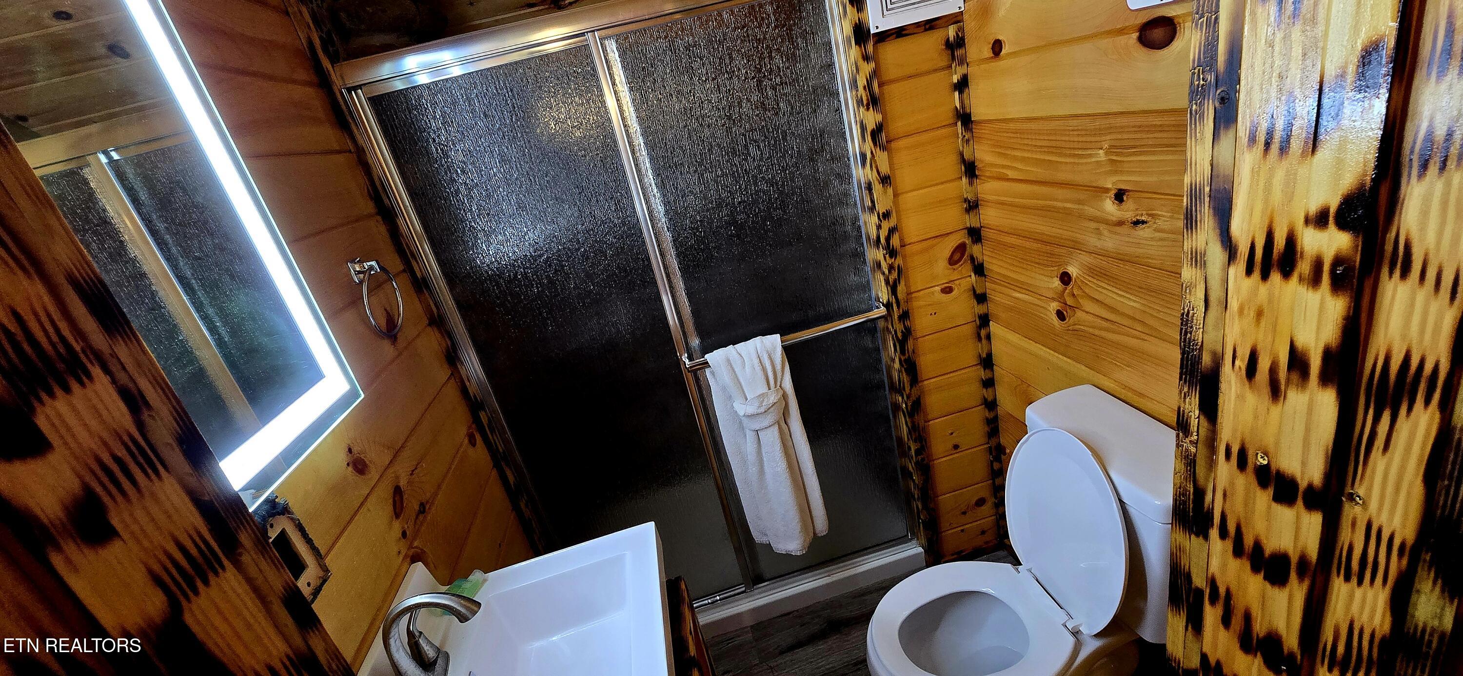 1120 Tucson Road Newport, TN 37821 - Photo 21 of 36 20260105_102233