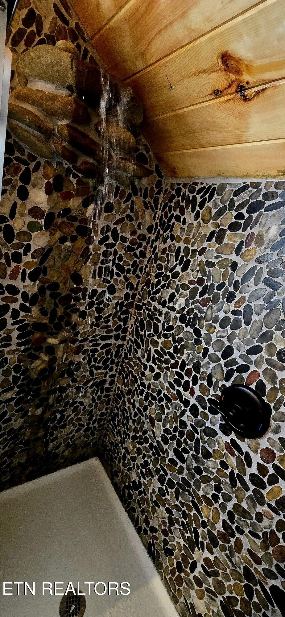 1120 Tucson Road Newport, TN 37821 - Photo 23 of 36 20260105_102256