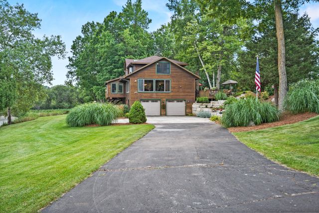 $1,950,000 | 6215 Riesch Road, West Bend, WI 53095