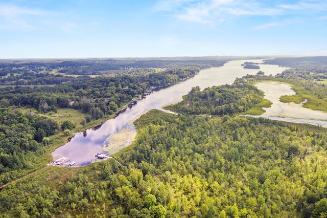 $1,950,000 | 6215 Riesch Road, West Bend, WI 53095