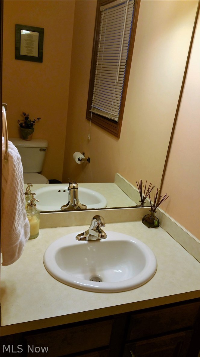 4125 Logans Way Perry, OH 44081 - Photo 15 of 26 Powder Room
