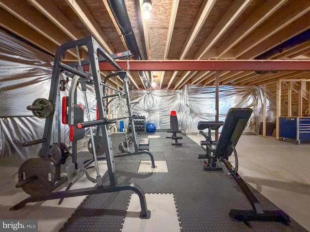 a view of house with yard