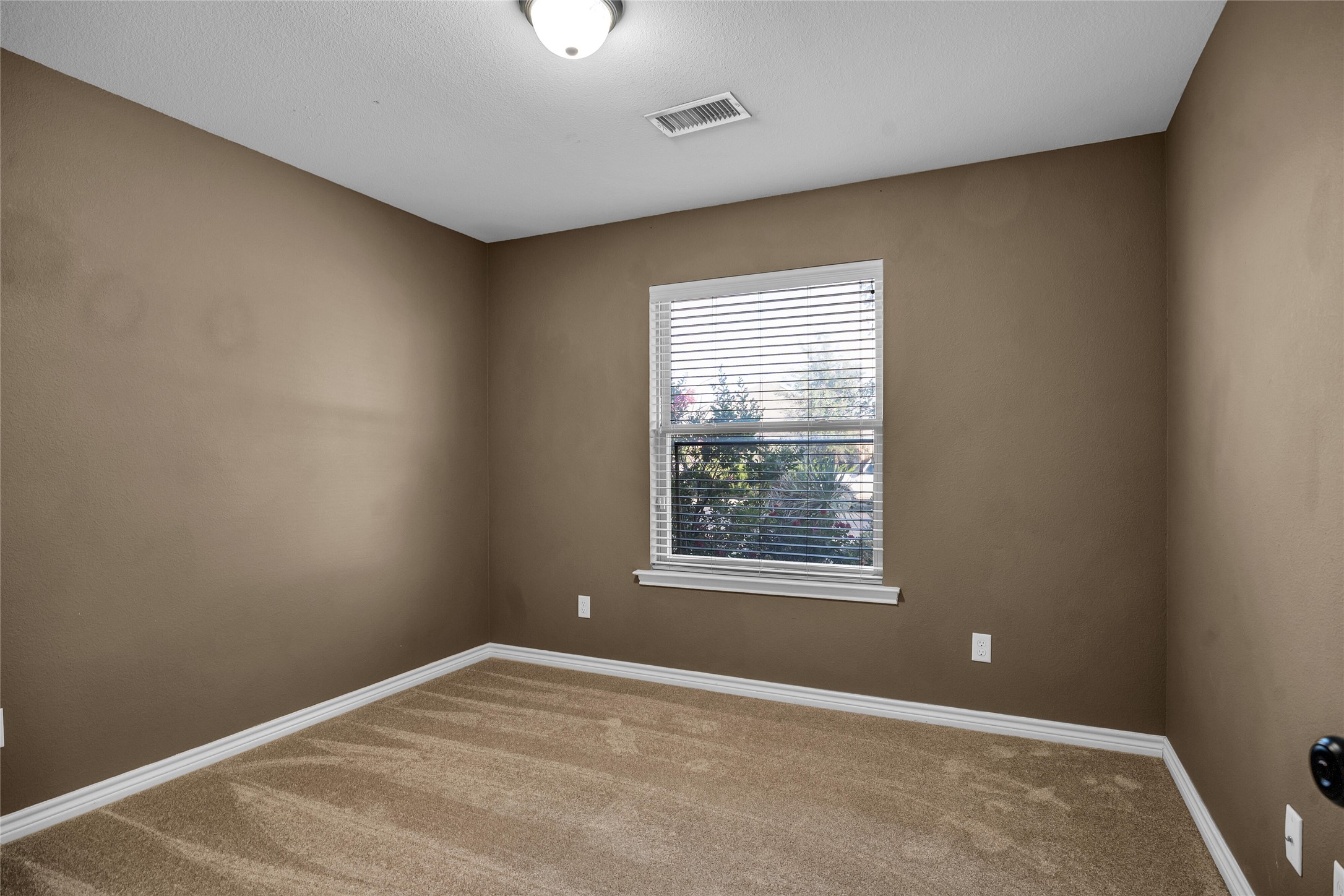 1107 Milltown Road Midland, TX 79705 - Photo 11 of 13 Gallery Image 11