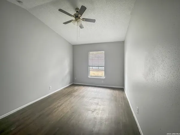 $1,215 | 9627 Vale, San Antonio, TX 78245