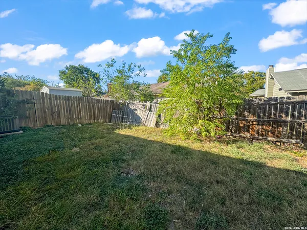 $1,215 | 9627 Vale, San Antonio, TX 78245