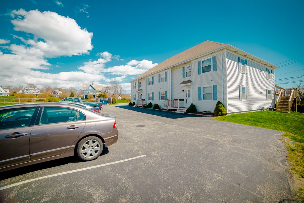 130 Purgatory Road, Unit 4 Middletown, RI 02842 - Photo 8 of 32