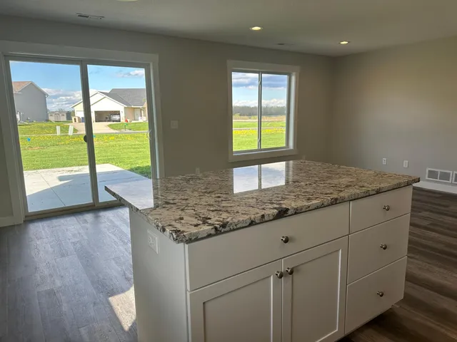 $369,416 | 5 Hwy 8 Floodwood Mn 55763, Floodwood, MN 55736