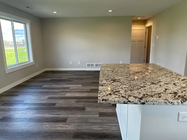 $369,416 | 5 Hwy 8 Floodwood Mn 55763, Floodwood, MN 55736