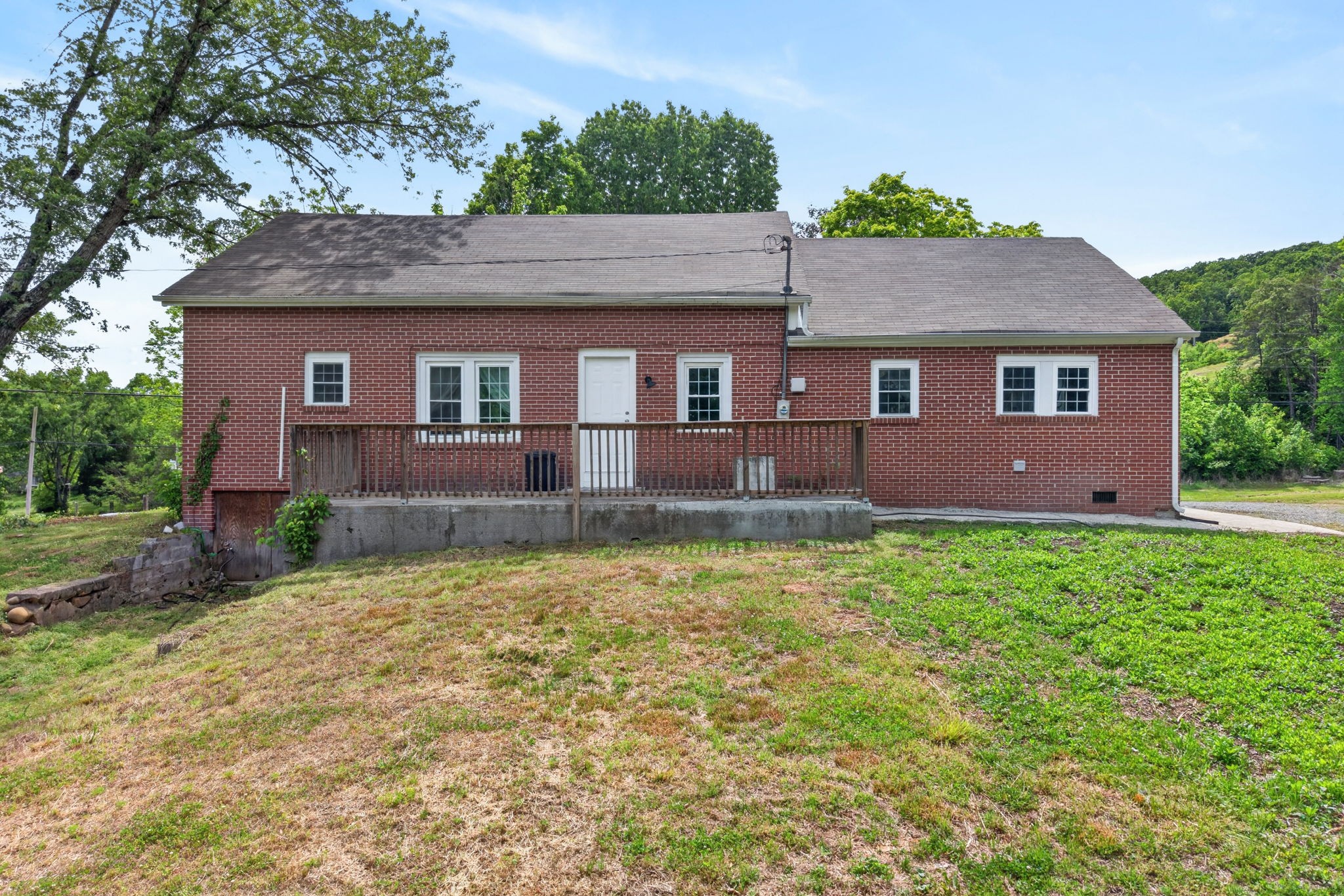 3065 Rocky Springs Road Spring City, TN 37381 - Photo 4 of 27