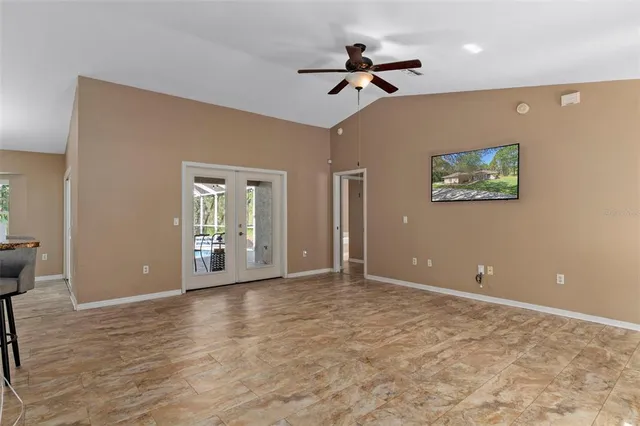 $370,000 | 3327 West Brazilnut Road, Beverly Hills, FL 34465