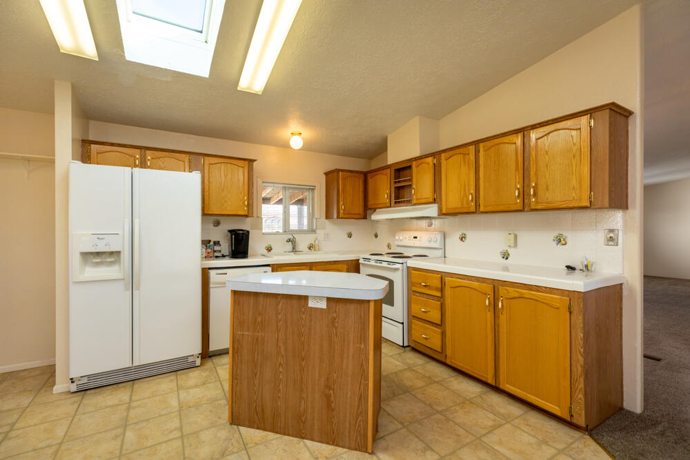 7550 Booth Road Klamath Falls, OR 97603 - Photo 60 of 85 7550+7600BoothRd.-60