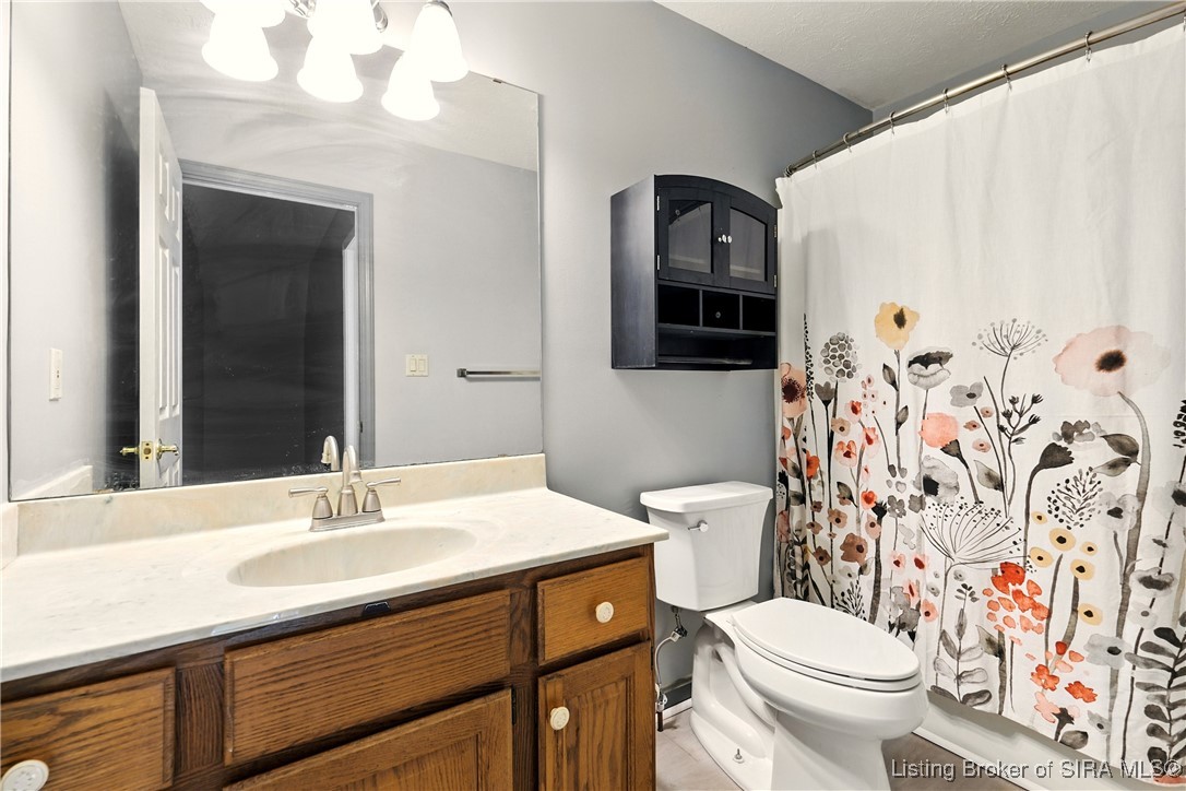 6618 Buttontown Road Greenville, IN 47124 - Photo 19 of 35 Primary Bathroom