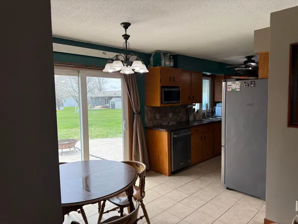 $285,000 | 809 10th Street South, Sauk Centre, MN 56378