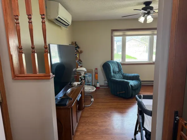 $285,000 | 809 10th Street South, Sauk Centre, MN 56378
