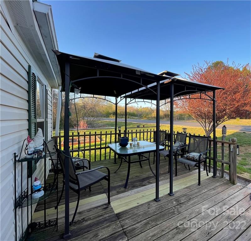 5519 Pittstown Road Hickory, NC 28602 - Photo 10 of 20 Gallery Image 10