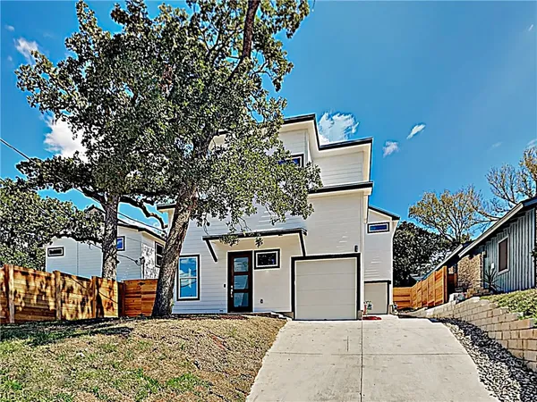 $2,200 | 5314 Downs Drive, Unit A, Austin, TX 78721