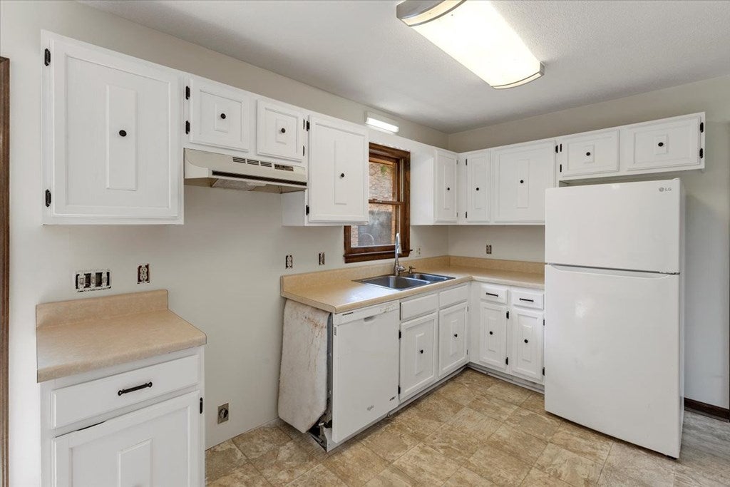 4498 Shelburne Road Radford, VA 24141 - Photo 20 of 64 Gallery Image 20