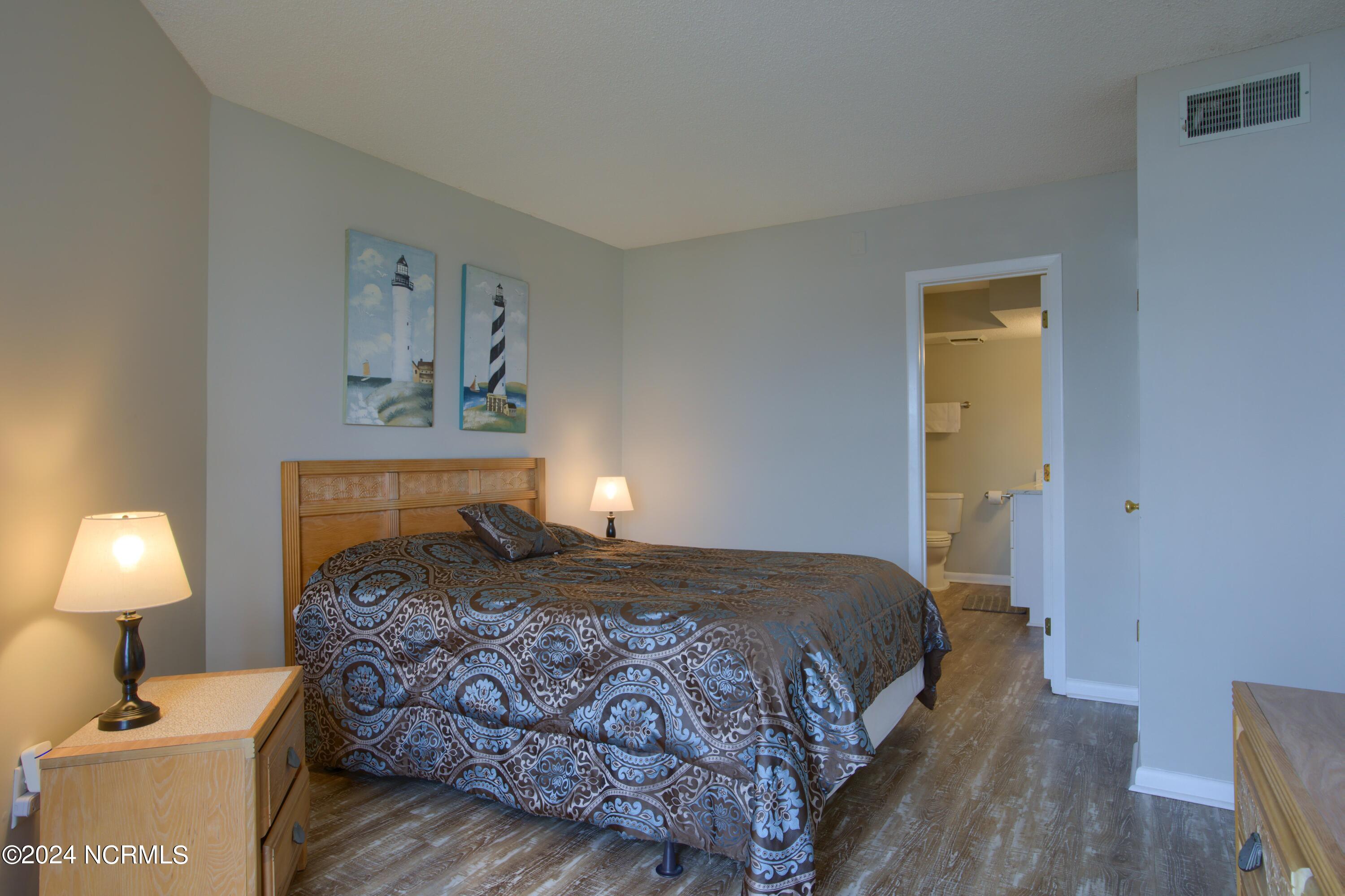 2000 New River Inlet Road, Unit 3309 North Topsail Beach, NC 28460 - Photo 16 of 30 3309 St. Regis - Interior_14