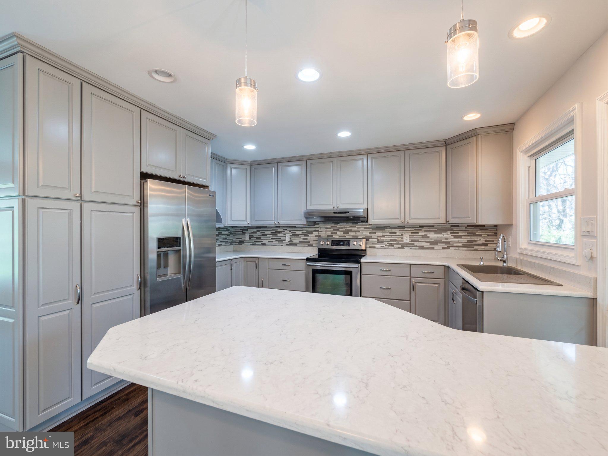 7108 Ordway Road Centreville, VA 20121 - Photo 6 of 26 Gallery Image 6