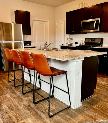 $2,250 | 13060 Kalinoski, St. Hedwig, TX 78152