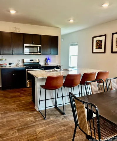 $2,250 | 13060 Kalinoski, St. Hedwig, TX 78152