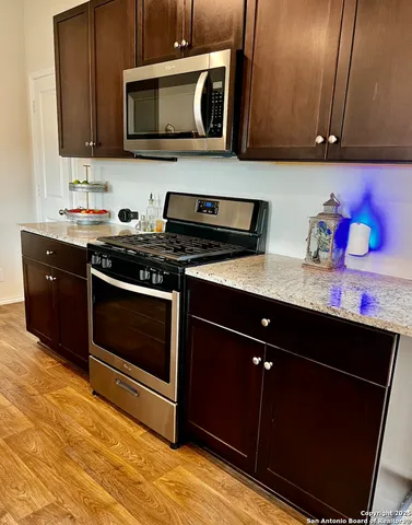 $2,250 | 13060 Kalinoski, St. Hedwig, TX 78152