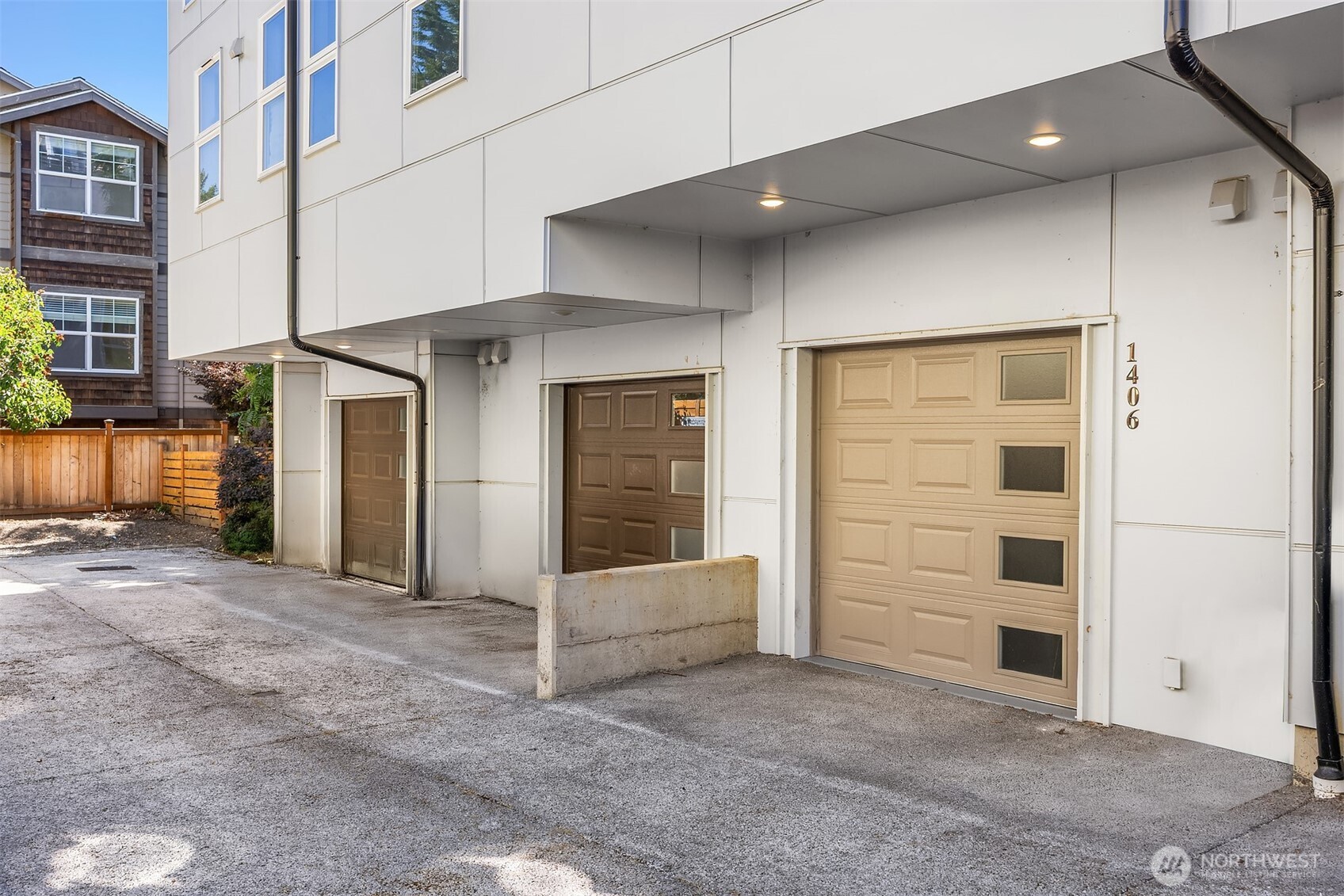 1402 North 95th Street Seattle, WA 98103 - Photo 24 of 31