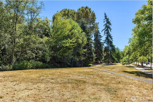 $3,798,000 | 1402 North 95th Street, Seattle, WA 98103