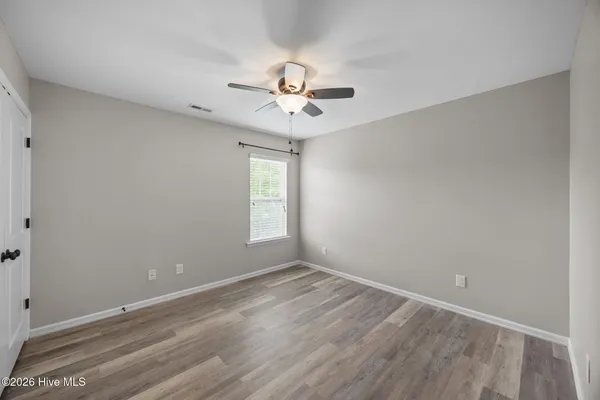 $339,999 | 404 Knoll Circle, Greenville, NC 27858