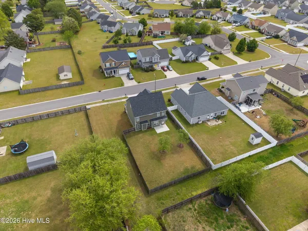 $339,999 | 404 Knoll Circle, Greenville, NC 27858