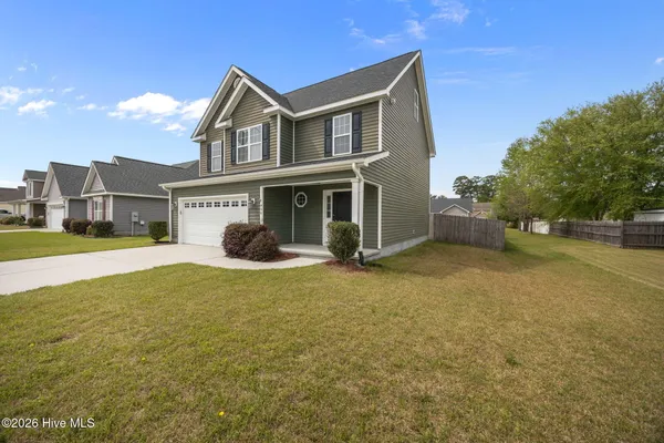 $339,999 | 404 Knoll Circle, Greenville, NC 27858