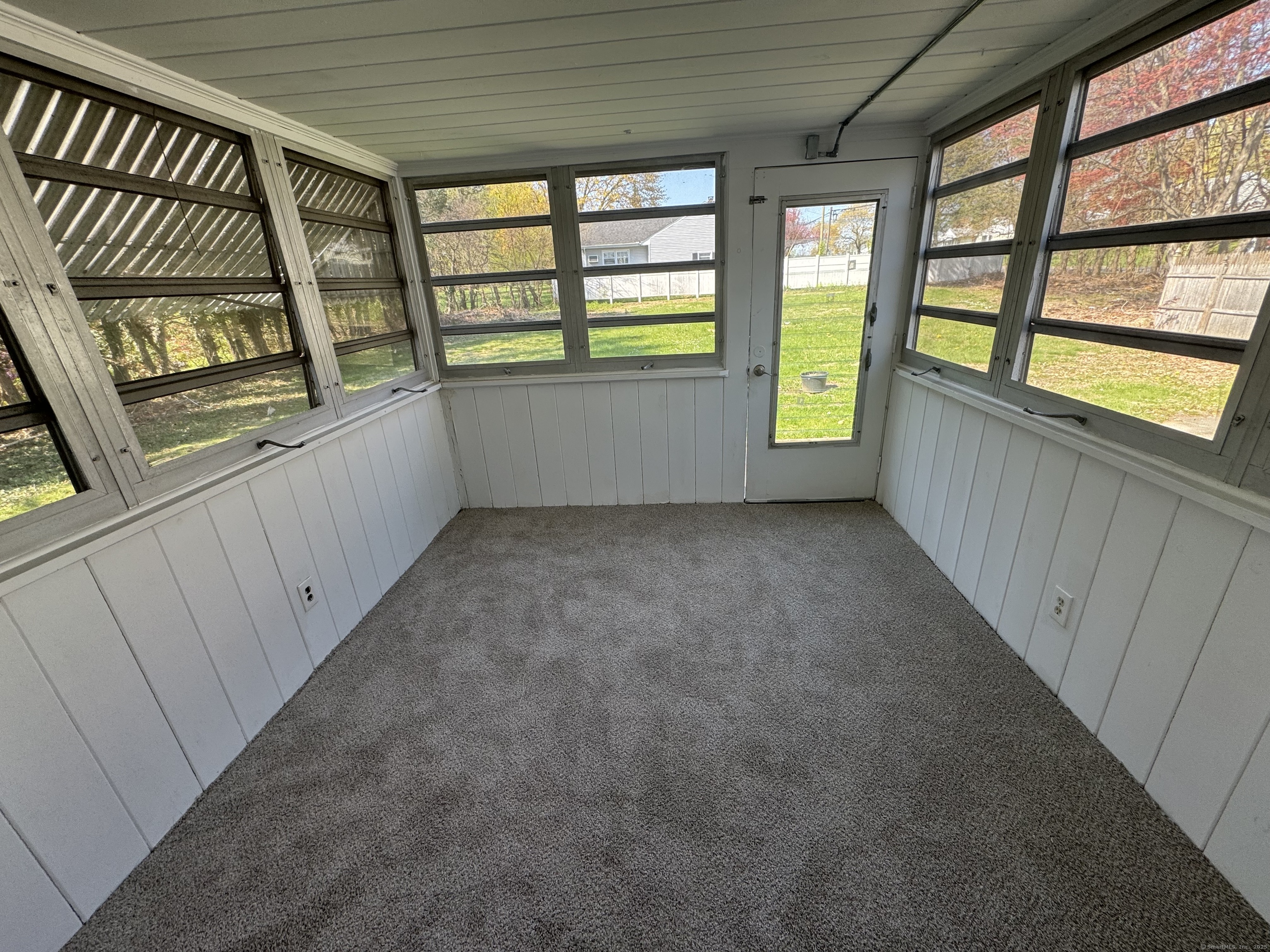 71 Schiller Road Fairfield, CT 06825 - Photo 23 of 30