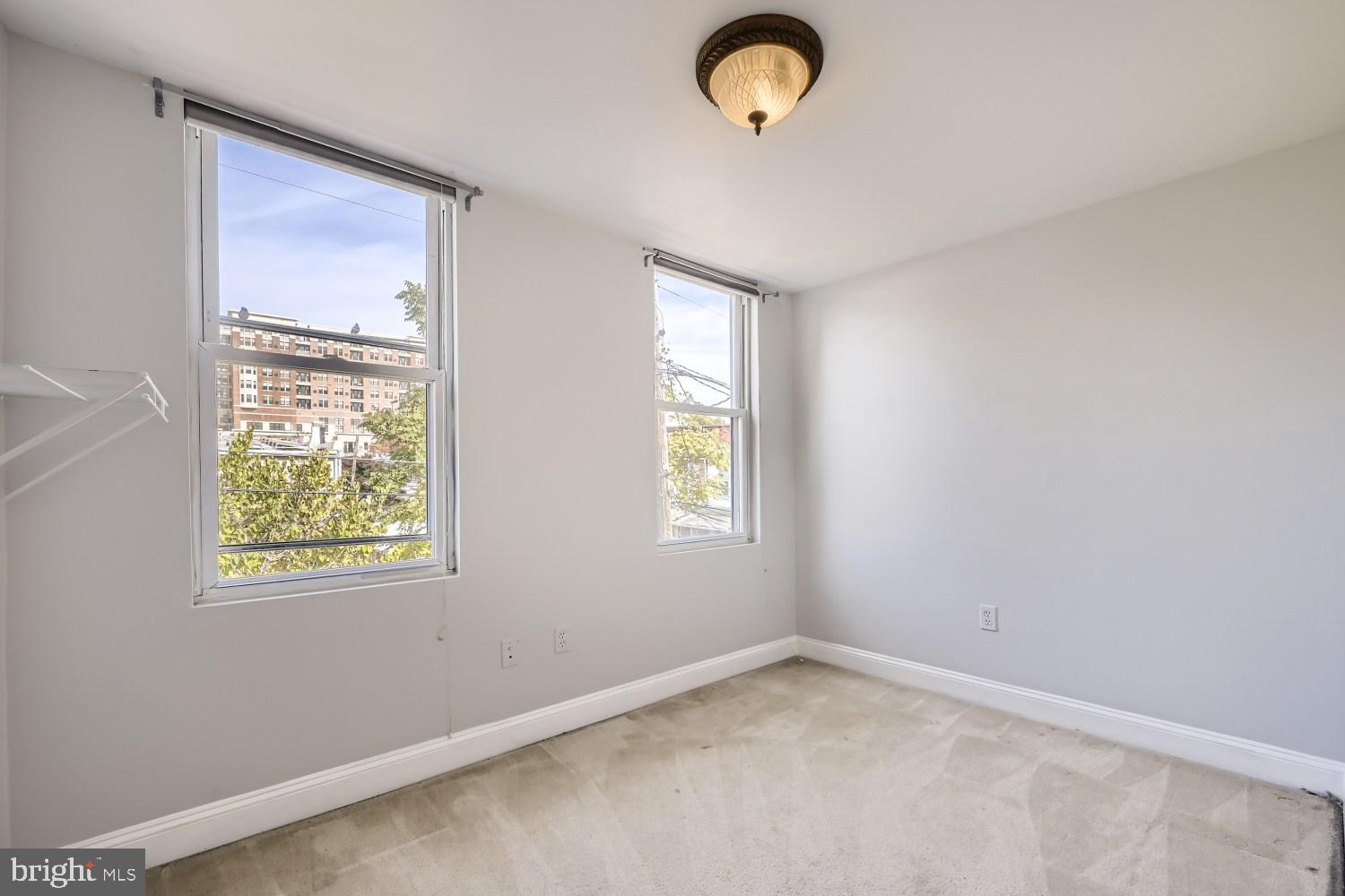 816 West 37th Street Baltimore, MD 21211 - Photo 23 of 33