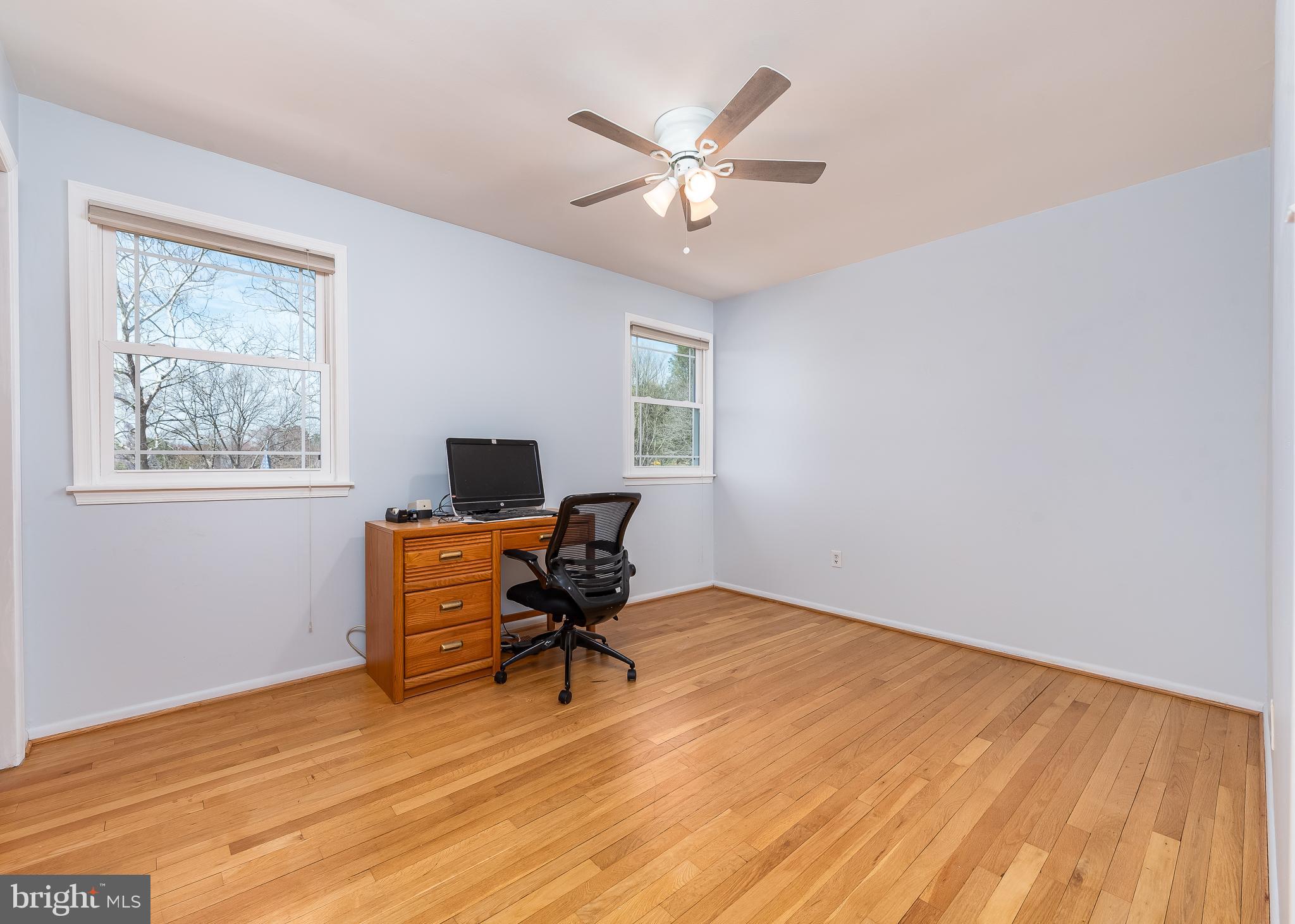 7029 Long View Road Columbia, MD 21044 - Photo 13 of 42 Upper level bedroom
