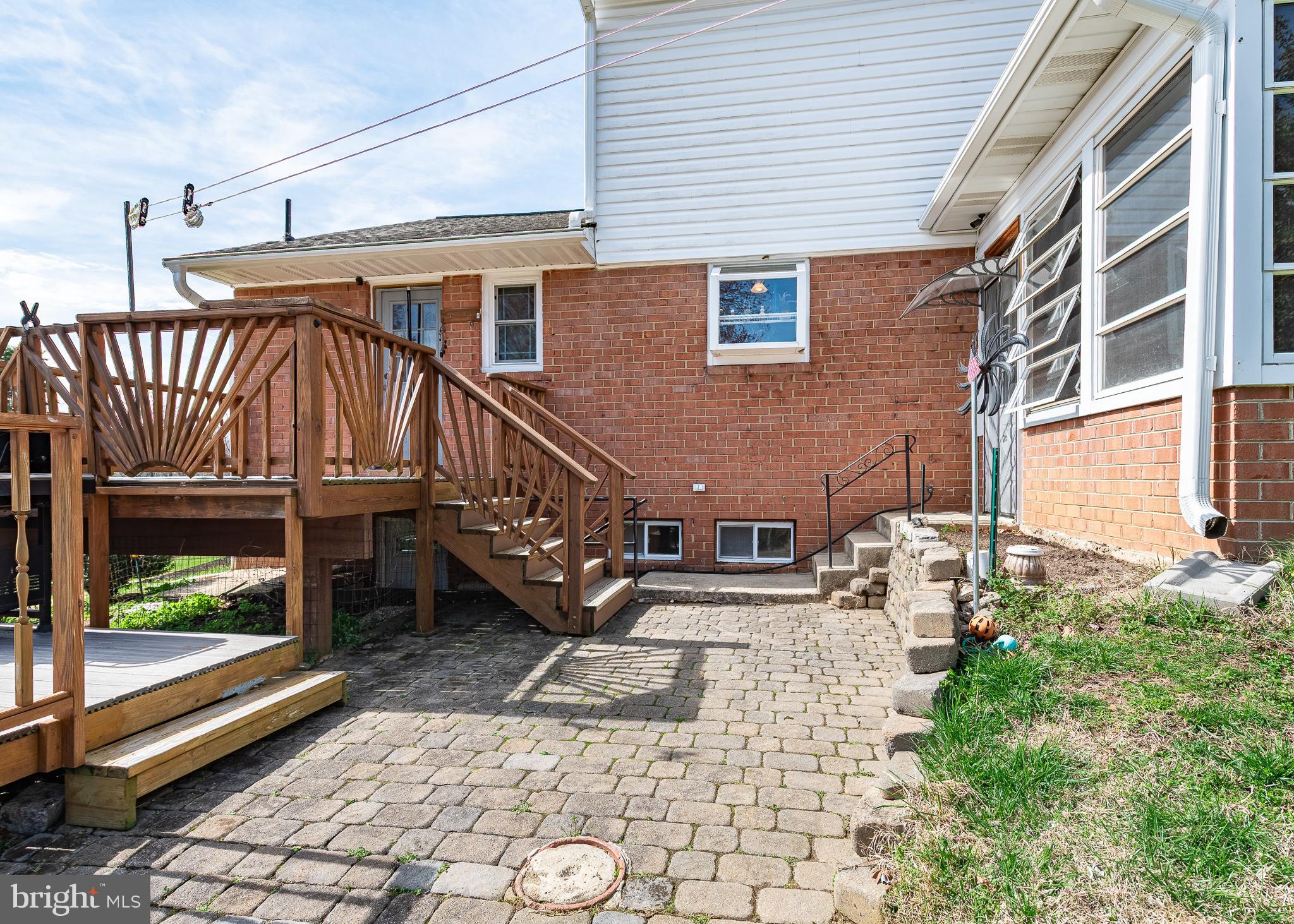 7029 Long View Road Columbia, MD 21044 - Photo 29 of 42 Great back yard
