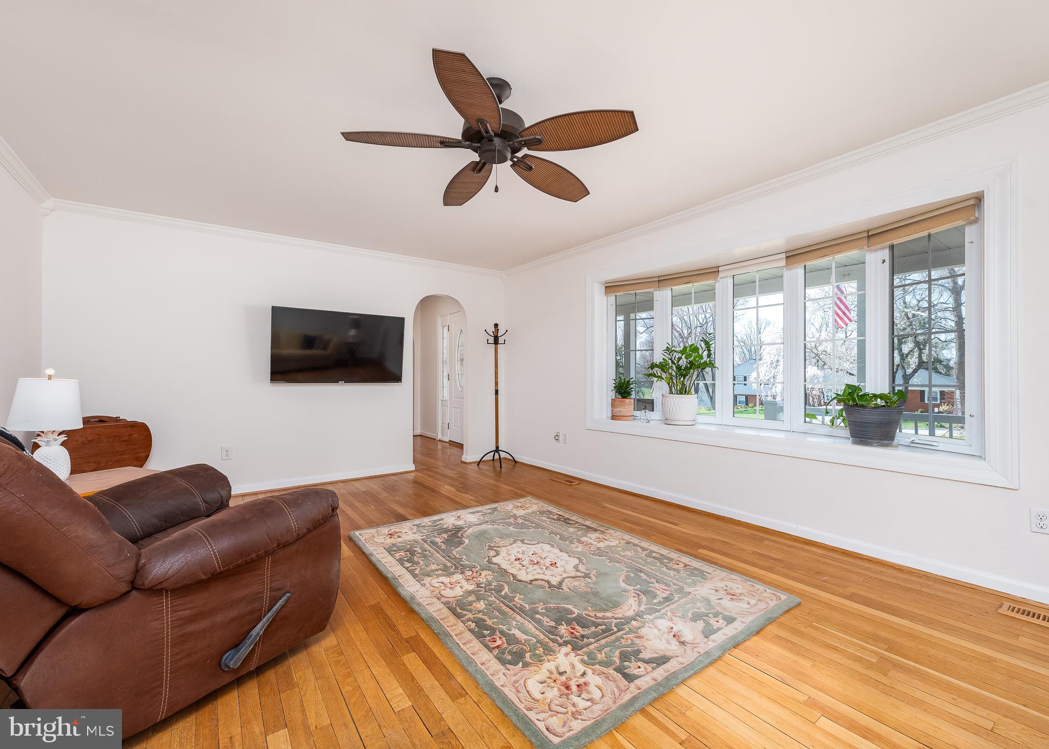 7029 Long View Road Columbia, MD 21044 - Photo 6 of 42 Formal living room with original hardwood floors