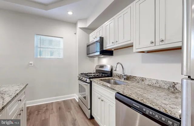 $266,900 | 422 North Luzerne Avenue, Baltimore, MD 21224