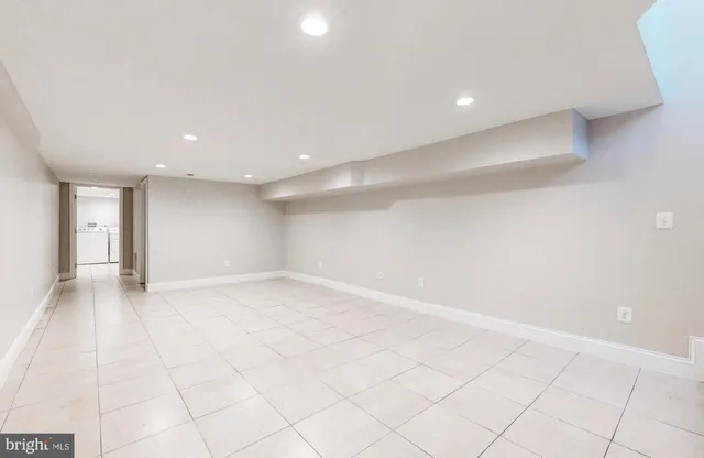 $266,900 | 422 North Luzerne Avenue, Baltimore, MD 21224